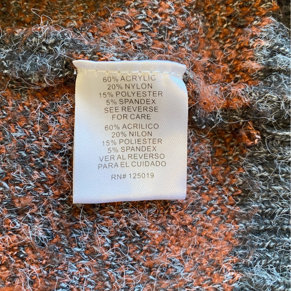 Sweater - Picture 4 of 5